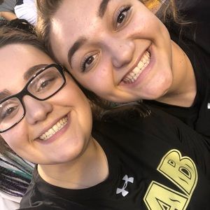 Meet your Posher, Annie